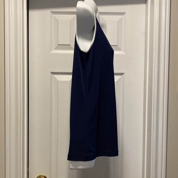NWOT - Easy Wear by Chicoโs Navy & White Trim Sleeveless V-Neck Top - Sz 0 - Picture 8 of 8